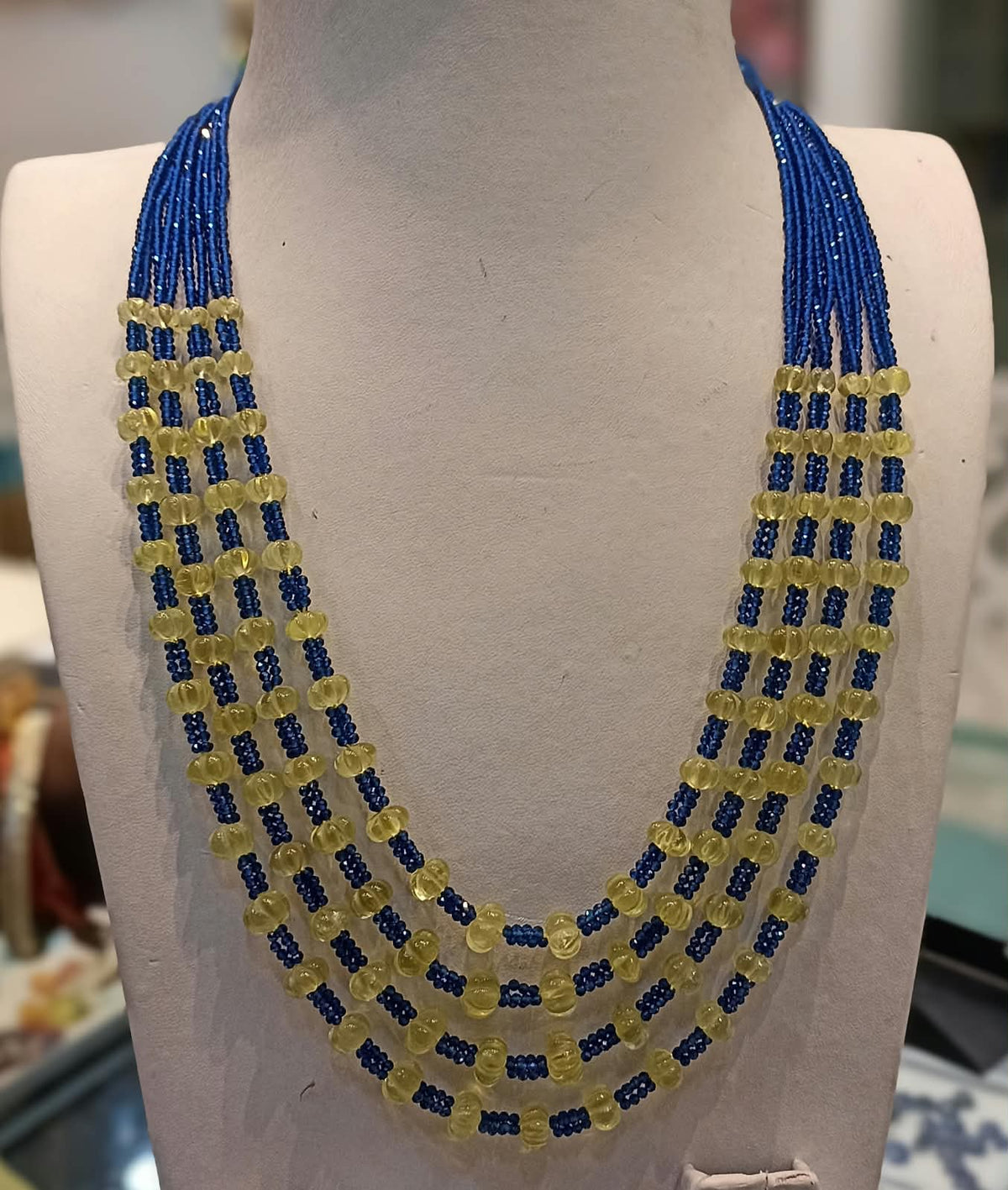 LEMON QUARTZ WITH BLUE SPINAL BEADS NECKLACE