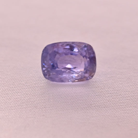 BLUE SAPPHIRE CEYLON BUGGETT 7.70 CRT