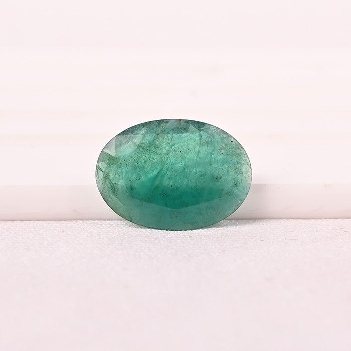EMERALD OVAL SHAPE 5.48 CRT