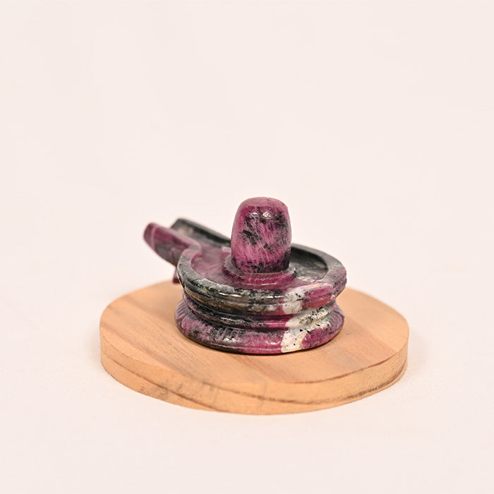 RUBY EMERALD SHIVLING