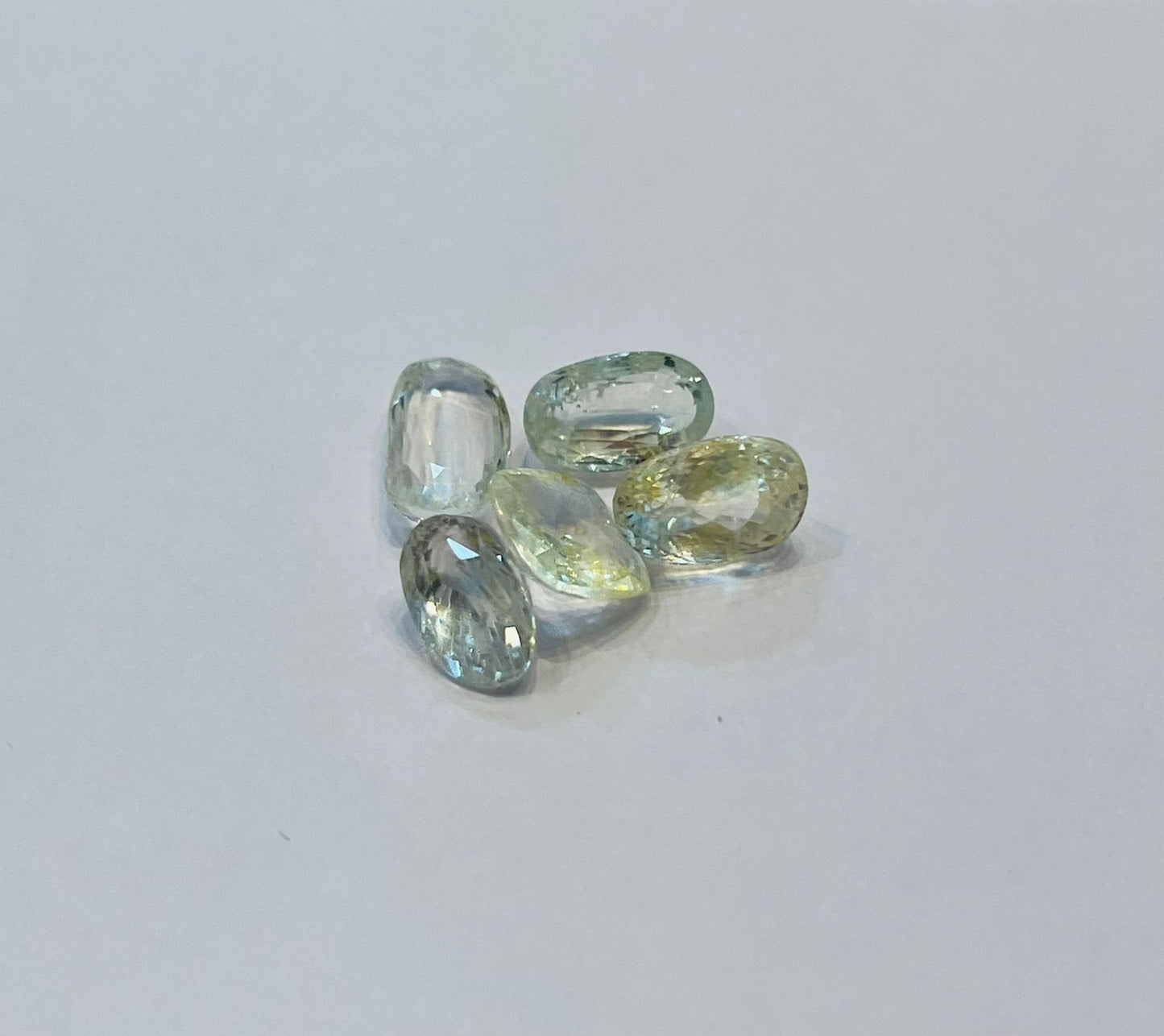 White sapphire