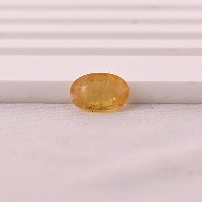 YELLOW SAPPHIRE GEM STONE BANGKOK OVAL SHAPE 2.10 CRT