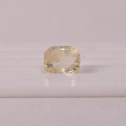YELLOW SAPPHIRE GEM STONE CEYLON BUGGETT