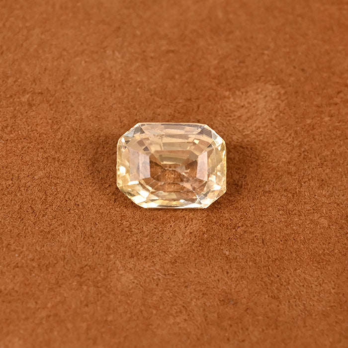 YELLOW SAPPHIRE GEM STONE CEYLONE EMERALD CUT 4.19 CRT