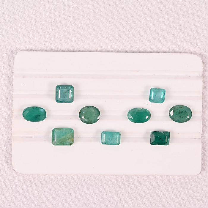 ZAMBIAN EMERALD GEM STONES