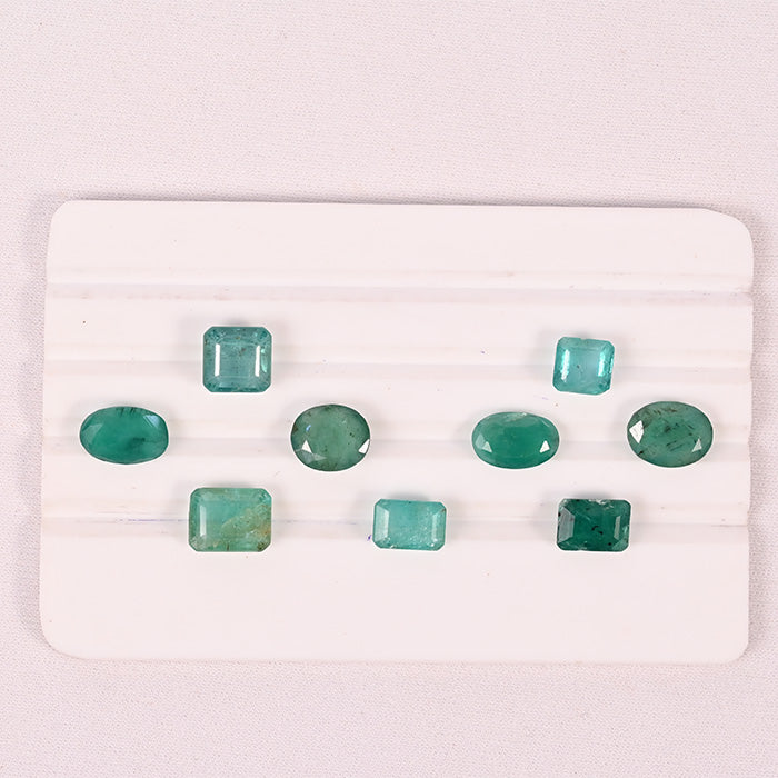 ZAMBIAN EMERALD GEM STONES