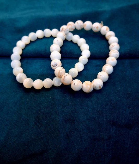 WHITE HOWLITE BRACELET